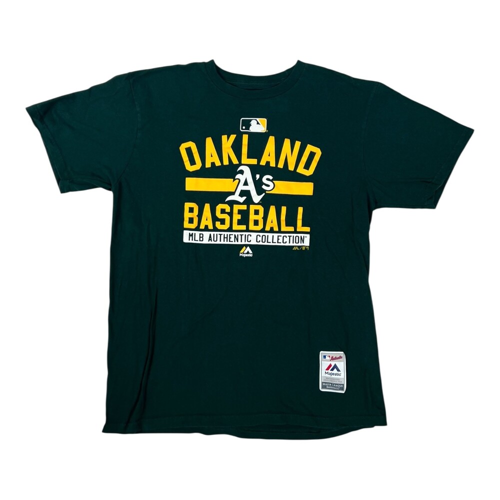 Vintage Oakland Athletics T-Shirt Size Large Majestic Y2K Spell Out Green